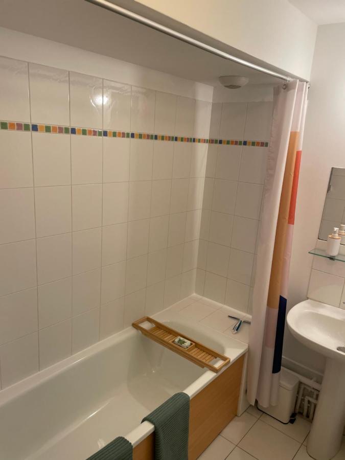 Maison Agreable Et Spacieuse Aux Portes De Paris Et Du Metro Saint-Ouen  Εξωτερικό φωτογραφία