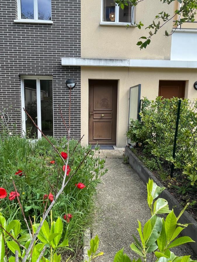 Maison Agreable Et Spacieuse Aux Portes De Paris Et Du Metro Saint-Ouen  Εξωτερικό φωτογραφία